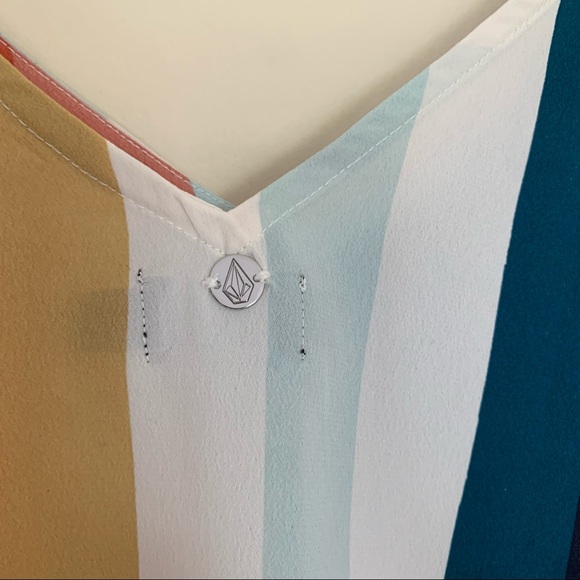 Volcom | “Flavor Up” Spaghetti Strap Striped Cropped V-neck Camisole Tank Top - Picture 11 of 16